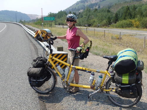 GDMBR: Terry Struck and the Bee at Continental Divide Crossing #4!